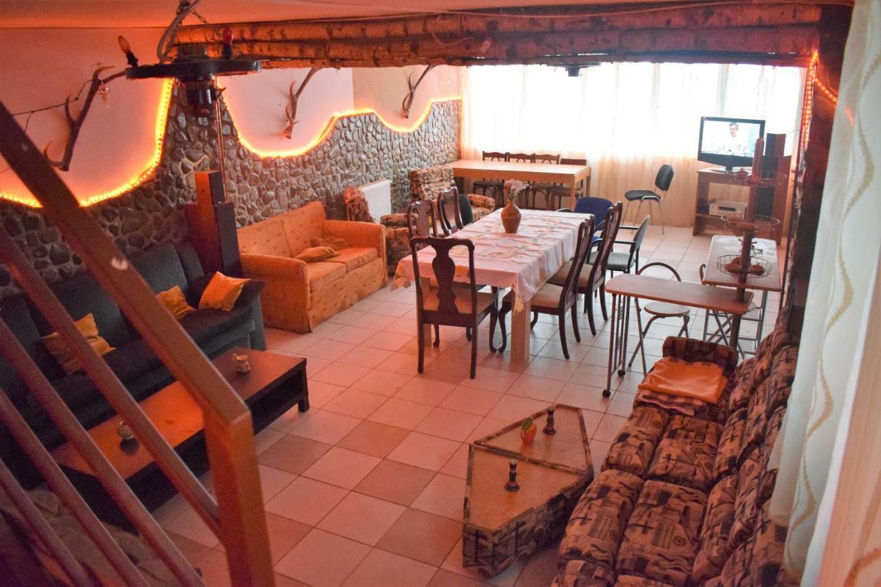 Готель Casa Parvu Lunca Mare Екстер'єр фото